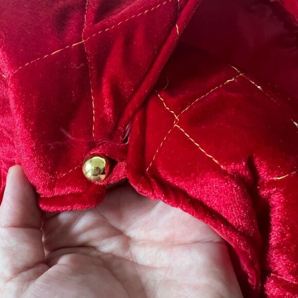 Red and Gold Quilted Velvet Christmas Tree Skirt - Picture 9 of 15